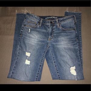 Universal Thread Blue jeans very good condition
